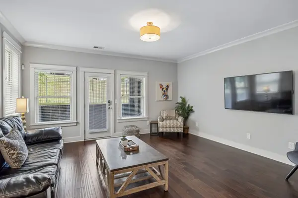 1722C 14th Ave #S, Nashville, TN 37212