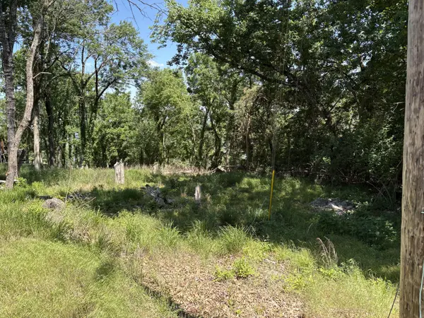 1060 Hickory Harbor Dr, Gallatin, TN 37066