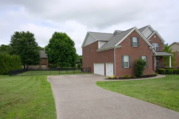 503 Cherry Blossom Way, Lebanon, TN 37087