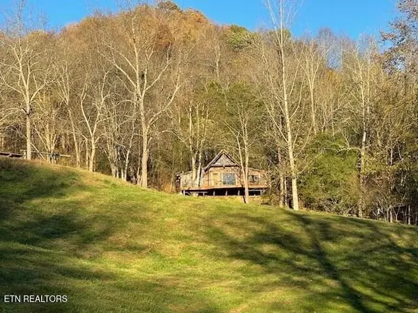 360 Spurlock Hollow Lane, Gainesboro, TN 38562