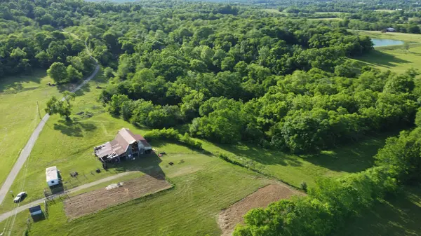 112 Neals Pvt Ct, Gallatin, TN 37066