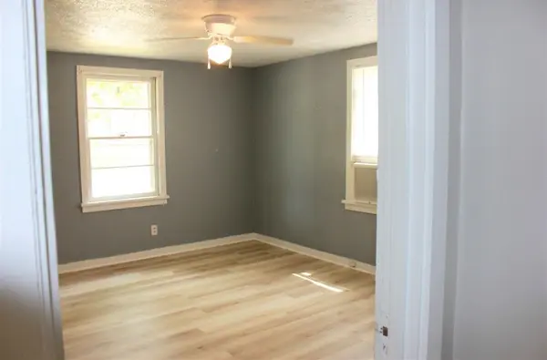 372 S Spring St, Russellville, KY 42276