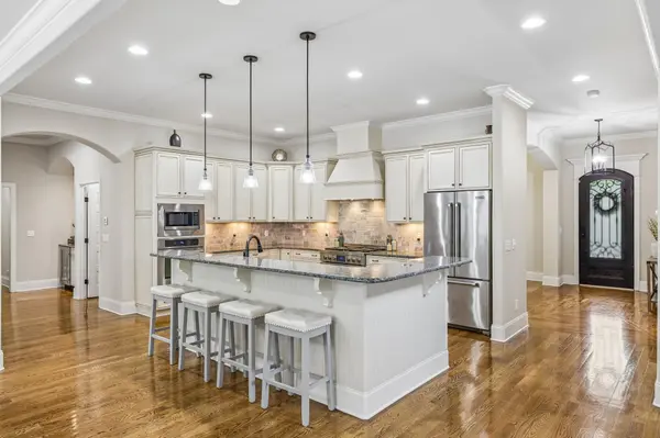 4001 Wallace Ln, Nashville, TN 37215