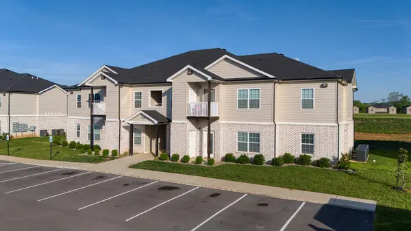 338 Hillview Mills Blvd, Bowling Green, KY 42101