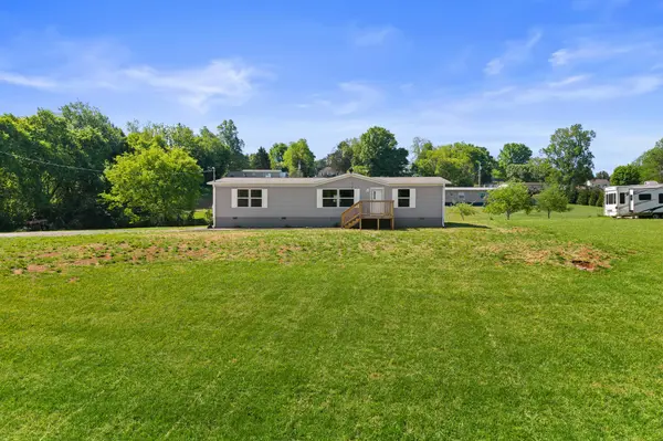 217 Oakland Road, Sweetwater, TN 37874
