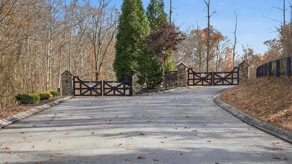 198 River Run Trail, Spring City, TN 37381