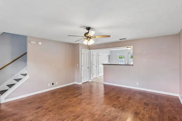 2009 Victory Gallop Ln, Murfreesboro, TN 37128