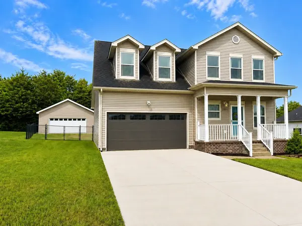 1901 Sheffield Ln, Columbia, TN 38401