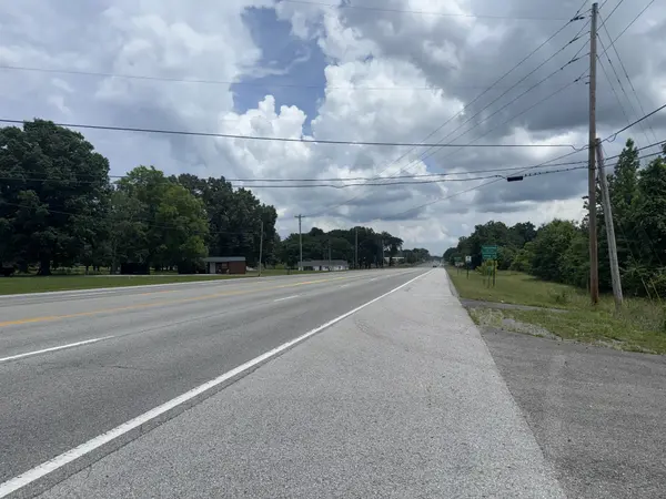4065 Metro 41A Hwy, Normandy, TN 37360