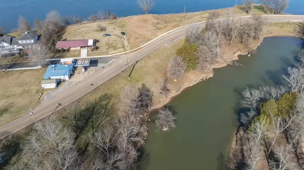0 WATER ST, Clifton, TN 38425