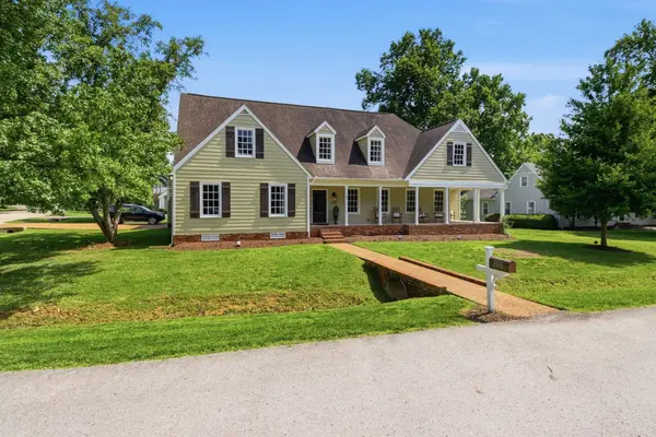 1111 Greenleaf Way, Franklin, TN 37069
