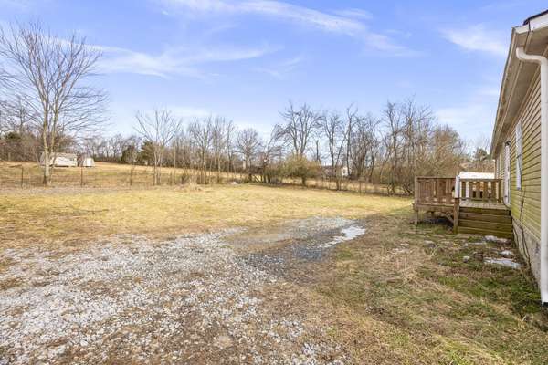 10940 Old Highway 52, Westmoreland, TN 37186