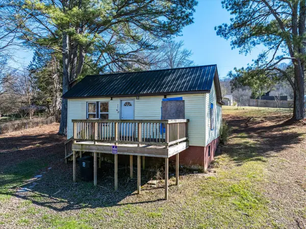 501 Central Avenue, Athens, TN 37303
