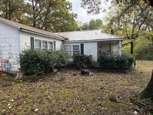 158 Needle Eye Lane, Delano, TN 37325