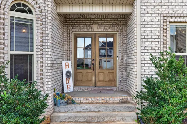 344 Oasis Ln, Clarksville, TN 37043