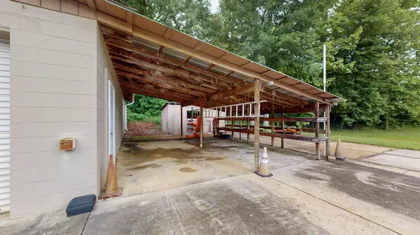 44784580 Waterlevel Highway, Cleveland, TN 37323