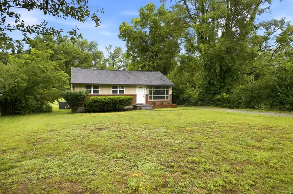 902 Virginia Ave, Nashville, TN 37216