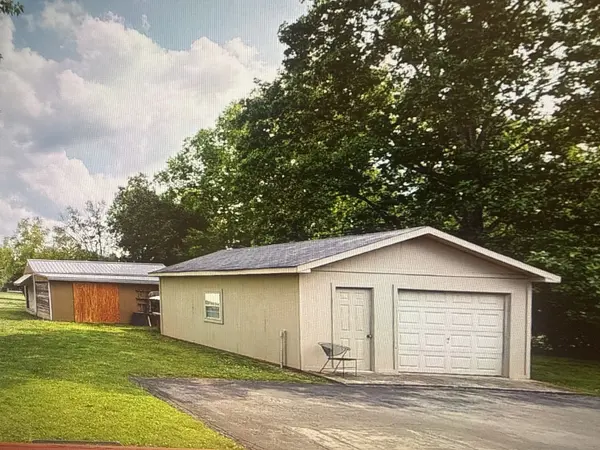 1608 Lilac Dr, Lebanon, TN 37087