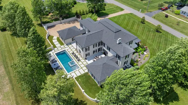 361 Riverbend Country Club Rd, Shelbyville, TN 37160