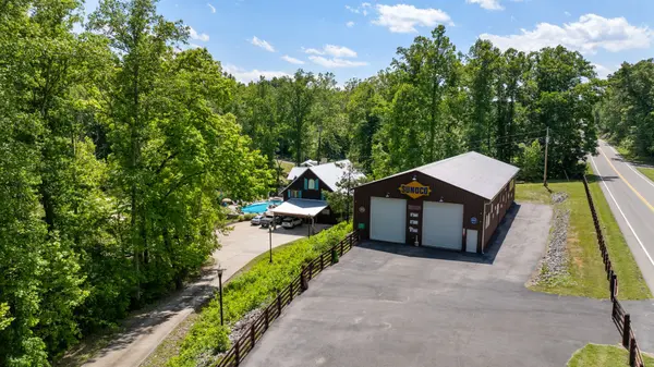 7646 Highway 100, Bon Aqua, TN 37025