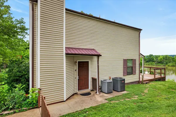 921 Kingsbury Dr #C, Clarksville, TN 37040