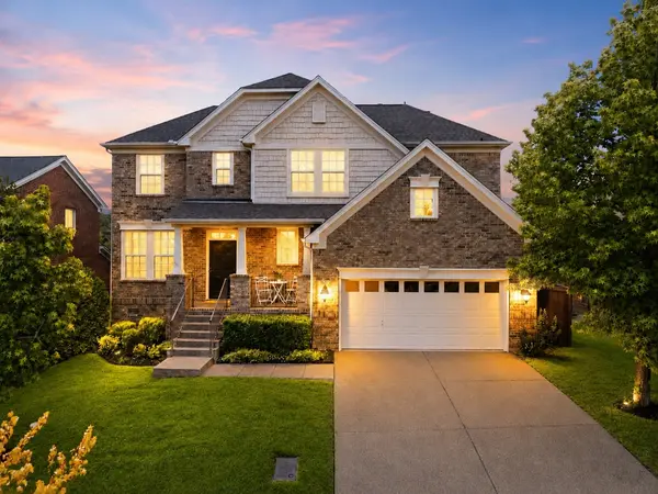 7637 Kemberton Dr #E, Nolensville, TN 37135