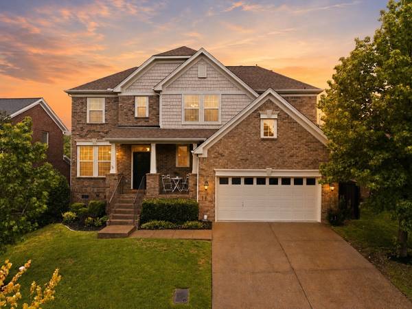 7637 Kemberton Dr #E, Nolensville, TN 37135