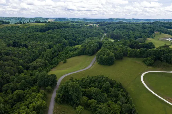 15 Espalier Drive, Decatur, TN 37322