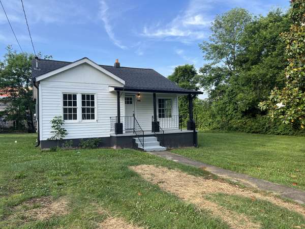 906 Carthage Hwy, Lebanon, TN 37087