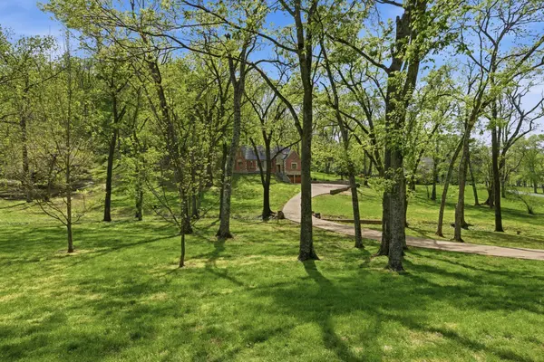 5123 Stanford Dr, Nashville, TN 37215