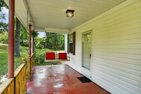 432 Moore Hollow Rd, Prospect, TN 38477