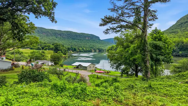 20045 River Canyon Road, Chattanooga, TN 37405