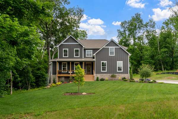 1584 Frye Rd, Columbia, TN 38401
