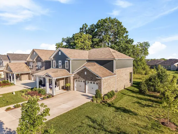 614 Seuss Way, Hendersonville, TN 37075