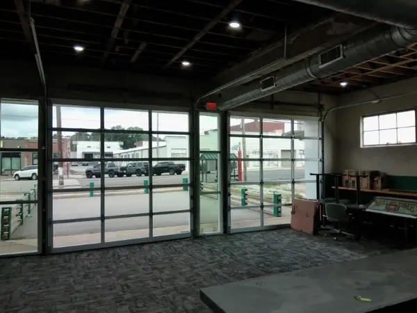 931 S Main St, Columbia, TN 38401