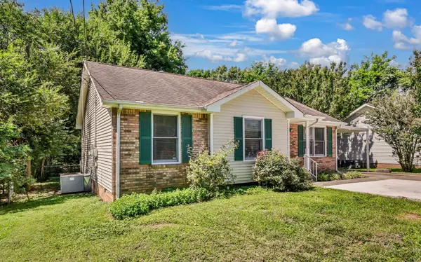 748 Needmore Rd, Clarksville, TN 37040