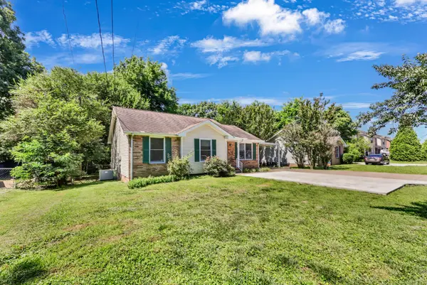 748 Needmore Rd, Clarksville, TN 37040