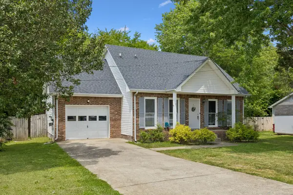 1036 Roedeer Dr, Clarksville, TN 37042