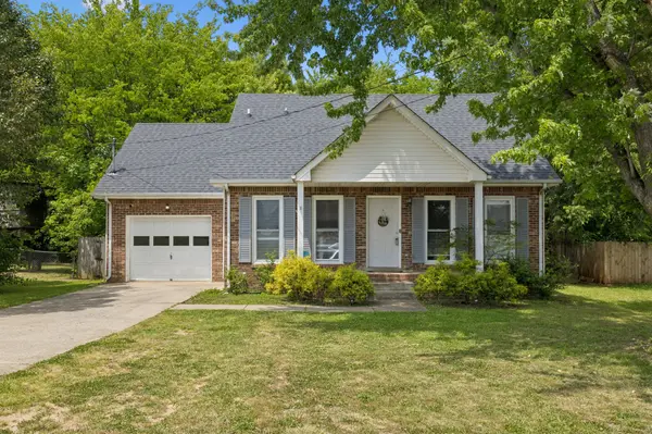1036 Roedeer Dr, Clarksville, TN 37042
