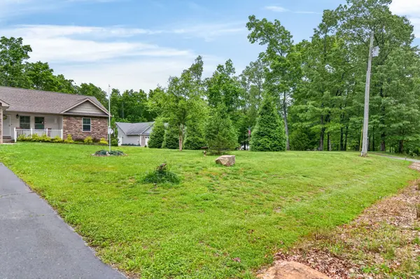 234 Stonecrest Ave, Crossville, TN 38571