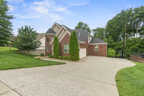 133 Windmill Pointe Cir, Hendersonville, TN 37075