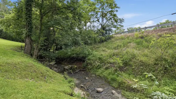 2145 S Berrys Chapel Ct, Franklin, TN 37069