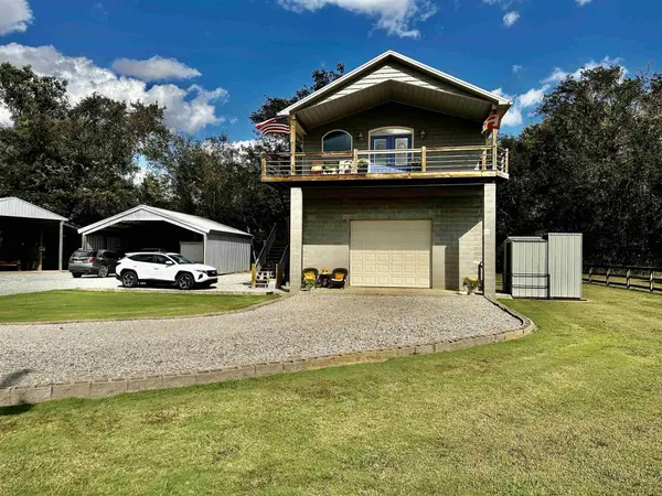 3060 CATFISH LN, Crump, TN 38327