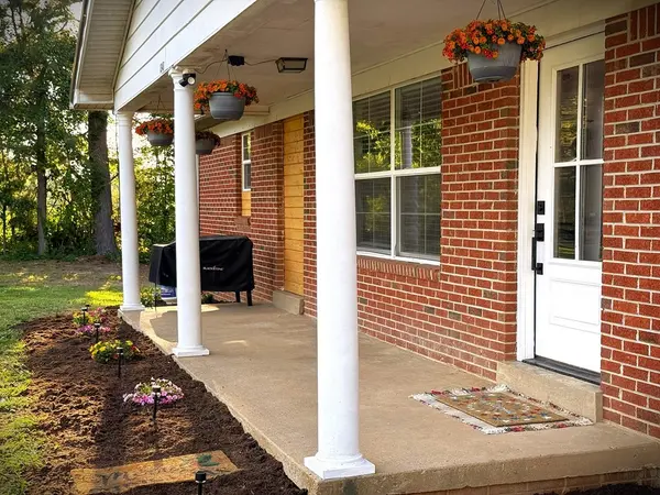 1348 Unionhill Rd, Red Boiling Springs, TN 37150