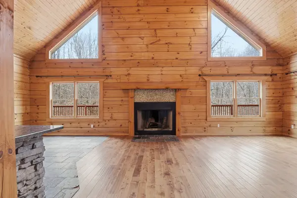 96 Sarvis Ridge Rd, Normandy, TN 37360