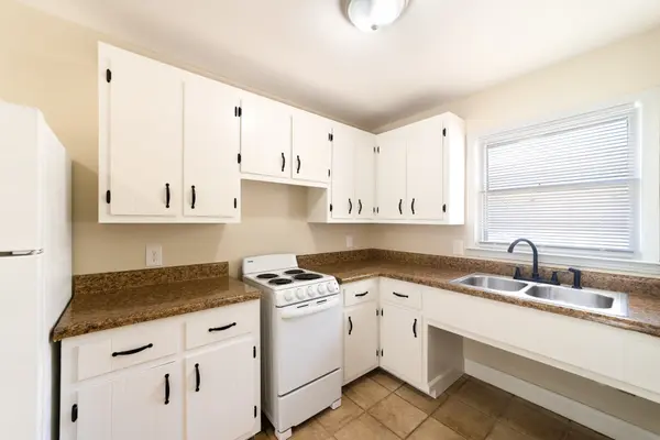 211 Oak St #1, Clarksville, TN 37042