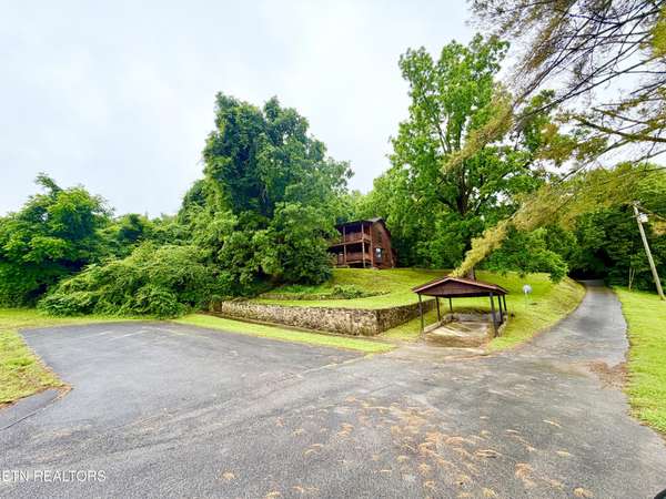 1012 Highway 165, Tellico Plains, TN 37385