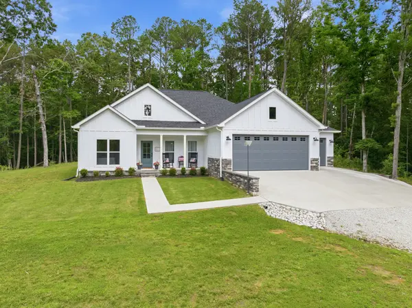 302 Excalibur Trl, Cedar Grove, TN 38321