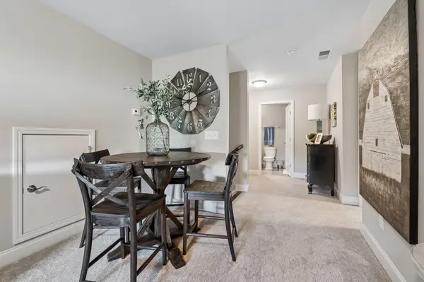 1010 Callaway Dr, Lebanon, TN 37087