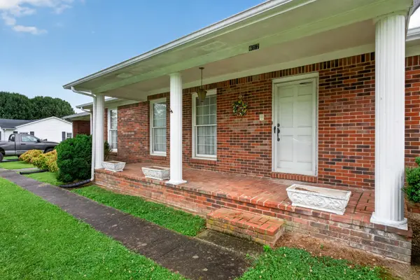 615 Cill St, Smithville, TN 37166